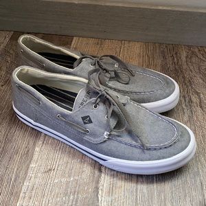 Sperry Sneaker